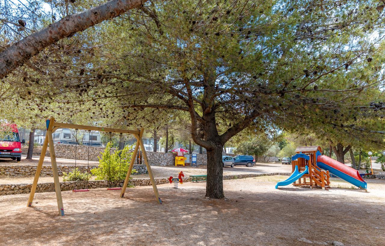 Victoria Mobilehome Jezera Village Holiday Resort Kültér fotó